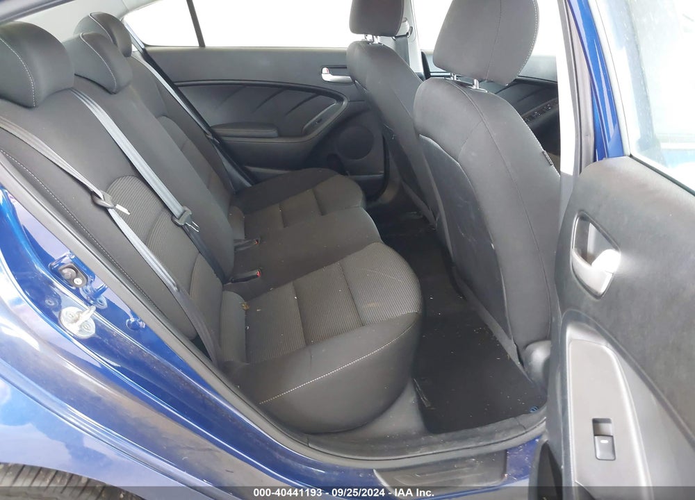 2017 KIA FORTE LX VIN: 3KPFK4A77HE047035