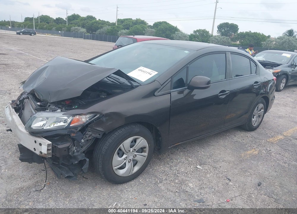 2013 HONDA CIVIC LX VIN: 19XFB2F50DE043950