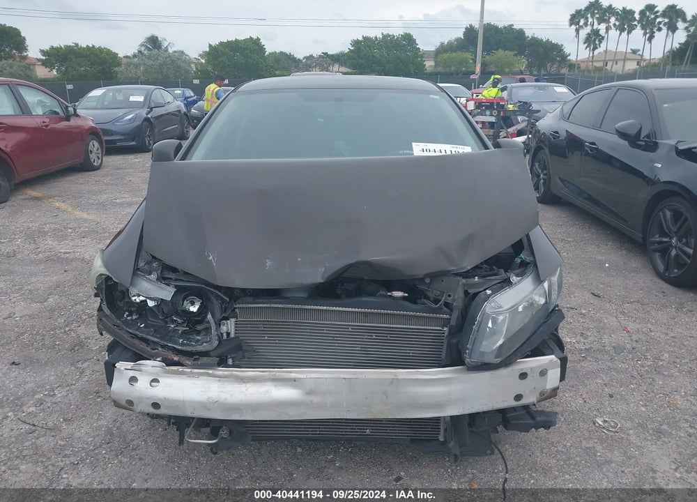 2013 HONDA CIVIC LX VIN: 19XFB2F50DE043950