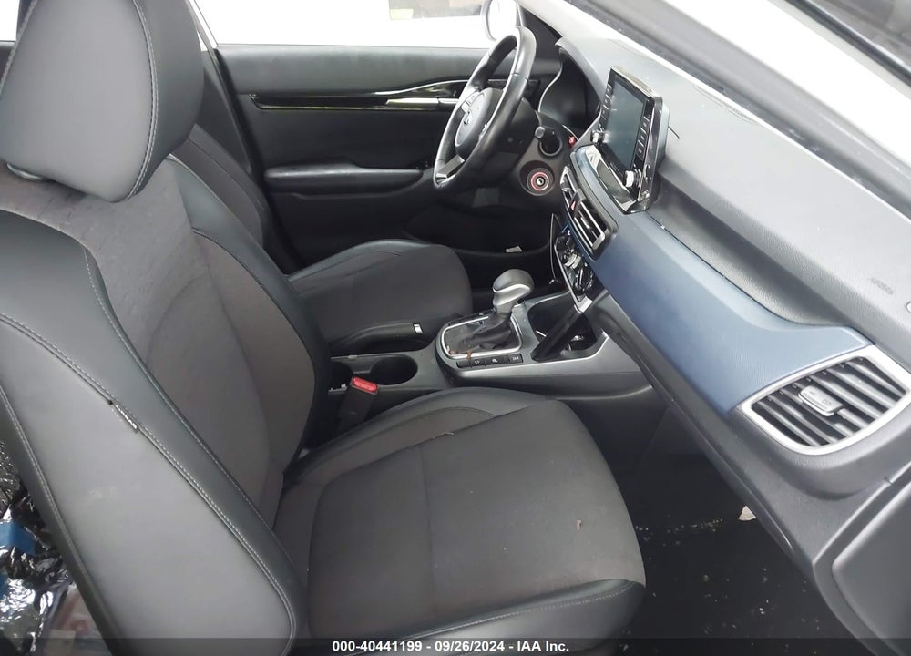 2021 KIA SELTOS S VIN: KNDEUCAA2M7158940
