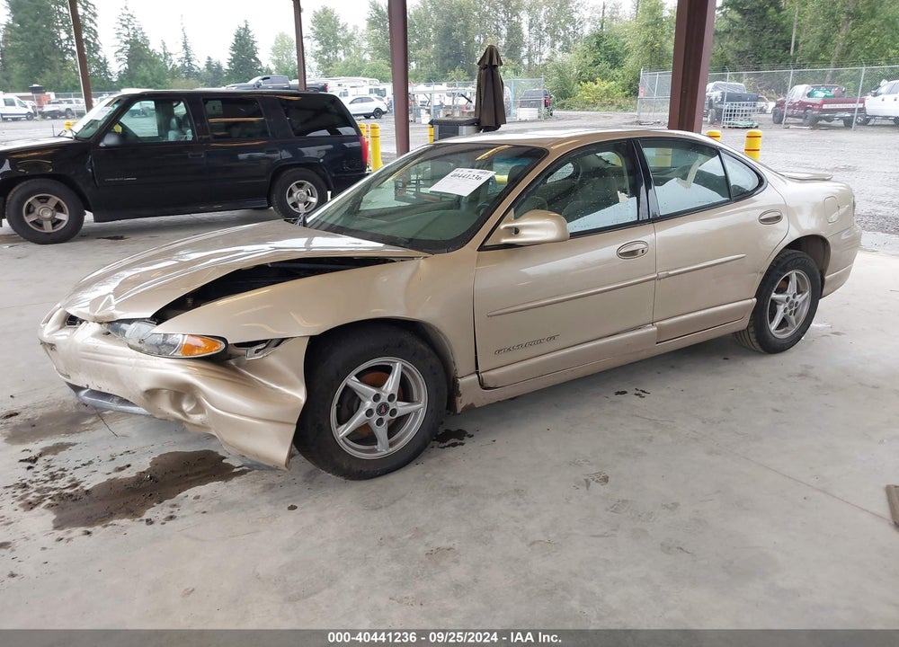 2001 PONTIAC GRAND PRIX GT VIN: 1G2WP52K21F214654