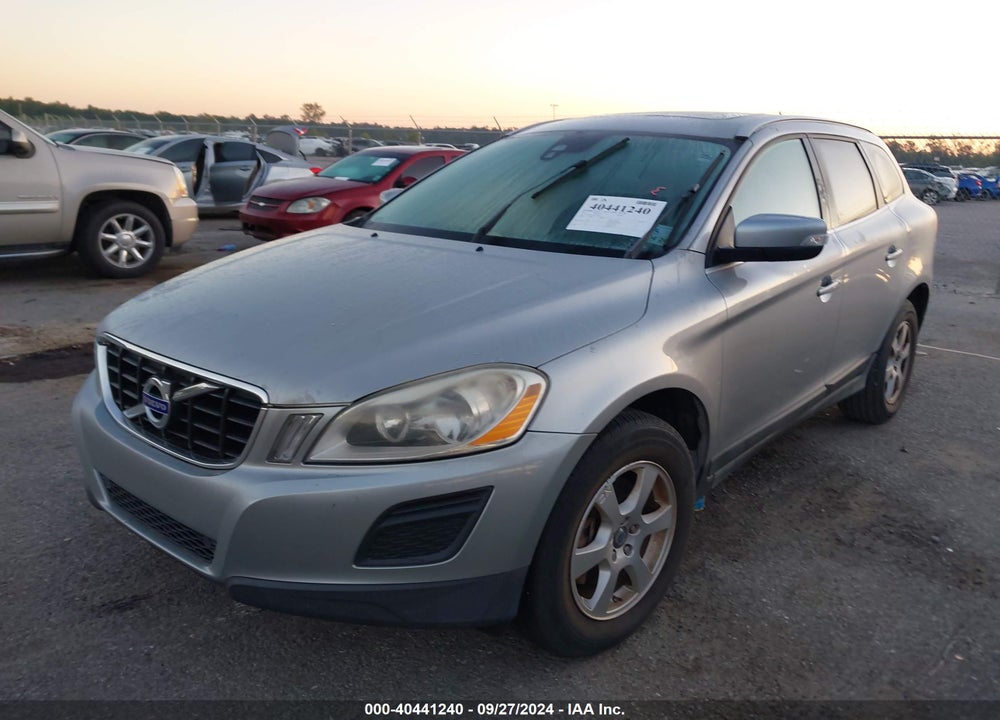 2011 VOLVO XC60 3.2/3.2 R-DESIGN VIN: YV4952DL0B2172428