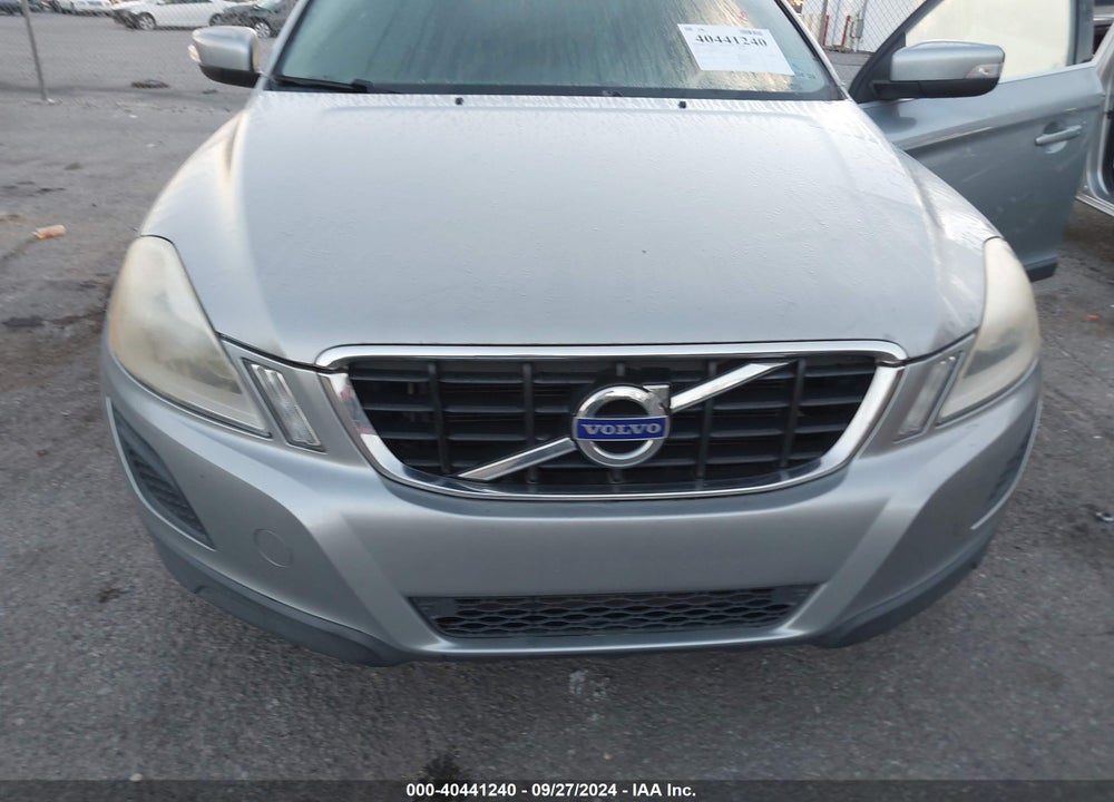 2011 VOLVO XC60 3.2/3.2 R-DESIGN VIN: YV4952DL0B2172428