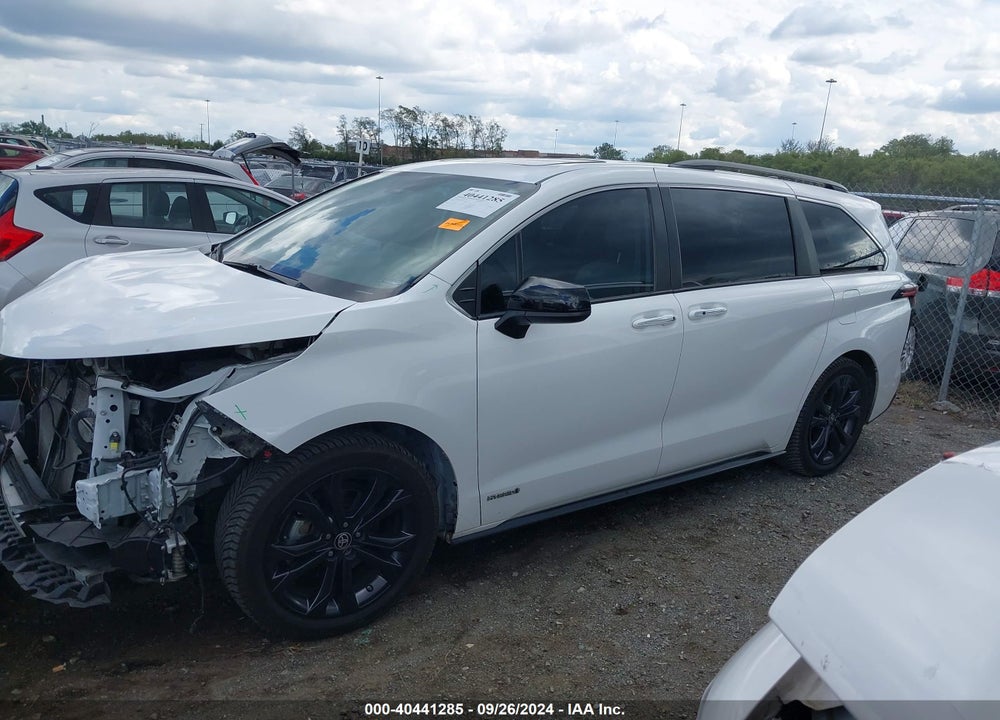 2021 TOYOTA SIENNA XSE VIN: 5TDDRKEC9MS055135