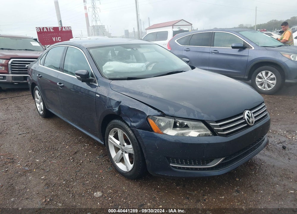 2014 VOLKSWAGEN PASSAT 1.8T WOLFSBURG EDITION VIN: 1VWAT7A37EC055738