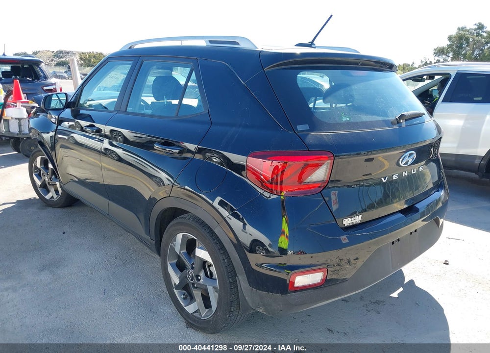2023 HYUNDAI VENUE SEL VIN: KMHRC8A31PU262453