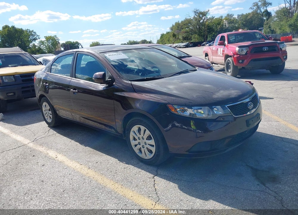 2011 KIA FORTE EX VIN: KNAFU4A24B5330605