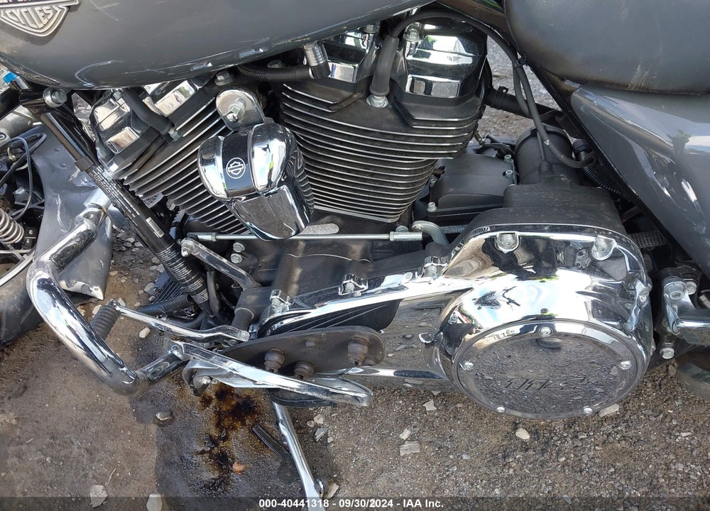2022 HARLEY-DAVIDSON FLTRXS VIN: 1HD1KTP17NB645107