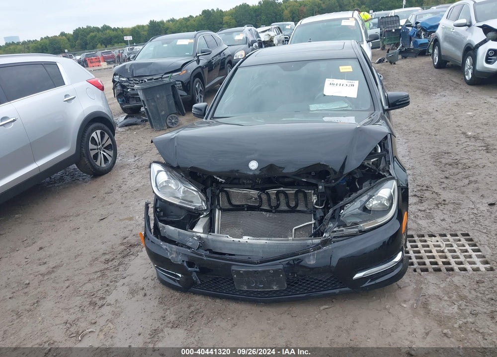 2013 MERCEDES-BENZ C 300 LUXURY 4MATIC/SPORT 4MATIC VIN: WDDGF8AB3DR267586