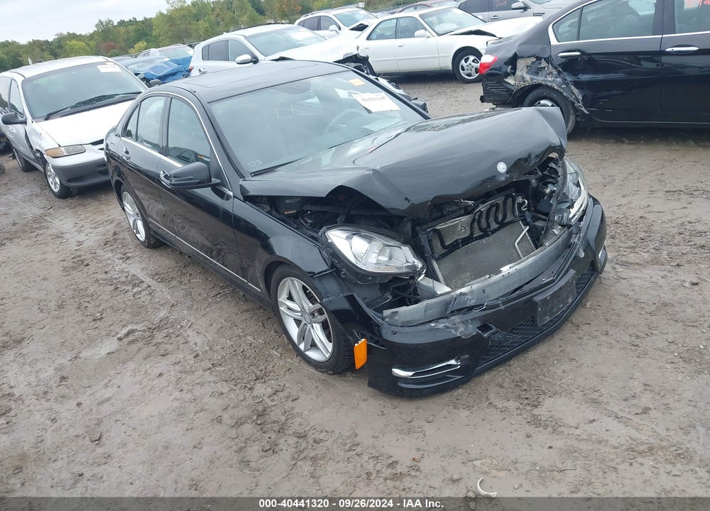 2013 MERCEDES-BENZ C 300 LUXURY 4MATIC/SPORT 4MATIC VIN: WDDGF8AB3DR267586