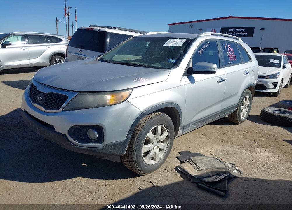 2013 KIA SORENTO LX VIN: 5XYKT3A66DG413495
