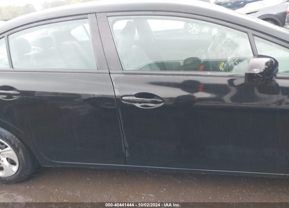 2015 HONDA CIVIC LX VIN: 2HGFB2F51FH566466