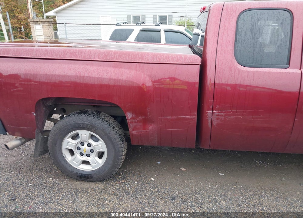 2008 CHEVROLET SILVERADO 1500 LT1 VIN: 2GCEC19J081258937