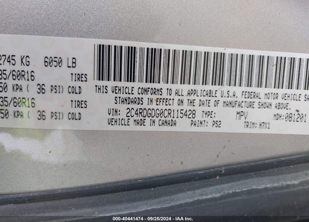 2012 DODGE GRAND CARAVAN CREW VIN: 2C4RDGDG0CR115428