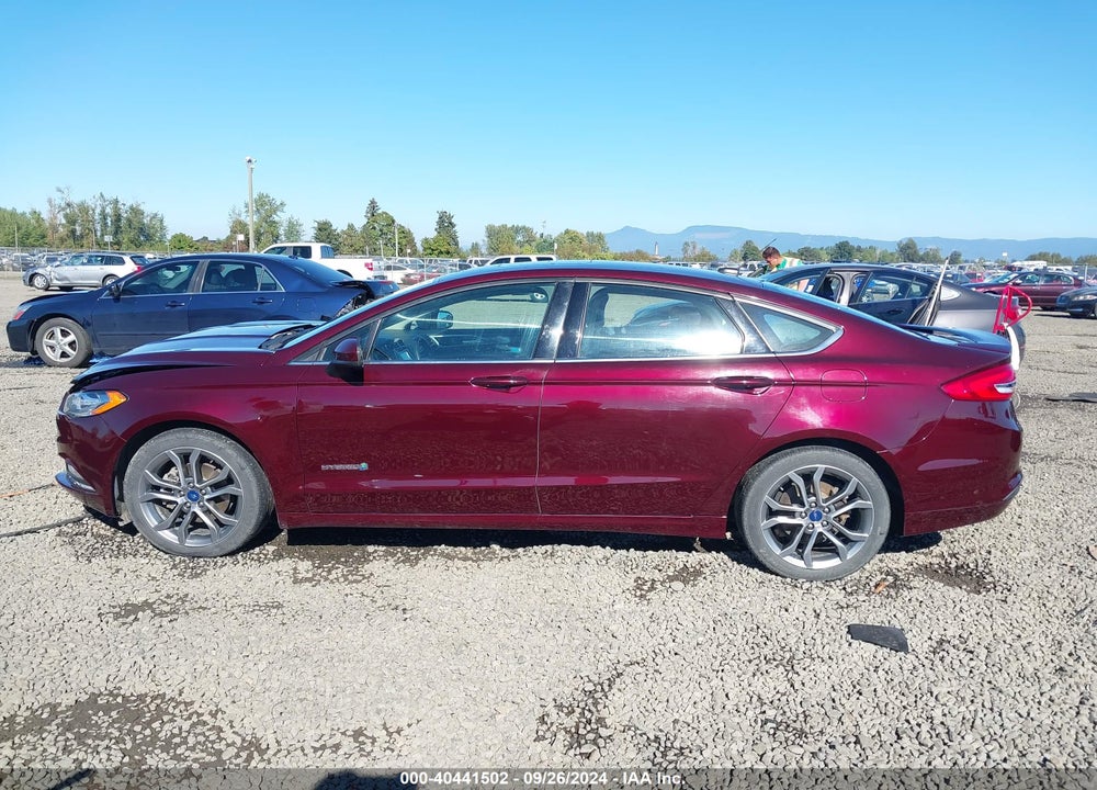 2017 FORD FUSION HYBRID SE VIN: 3FA6P0LU2HR313931