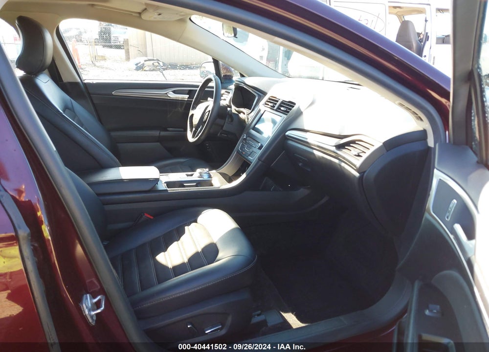 2017 FORD FUSION HYBRID SE VIN: 3FA6P0LU2HR313931