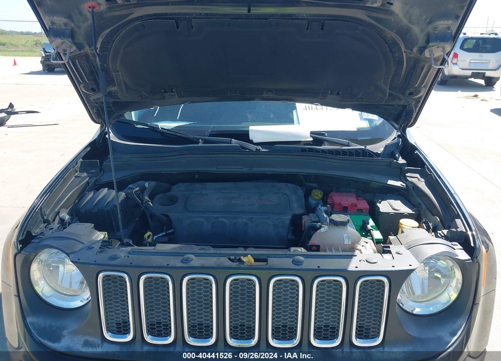 2018 JEEP RENEGADE LATITUDE FWD VIN: ZACCJABB1JPG96006