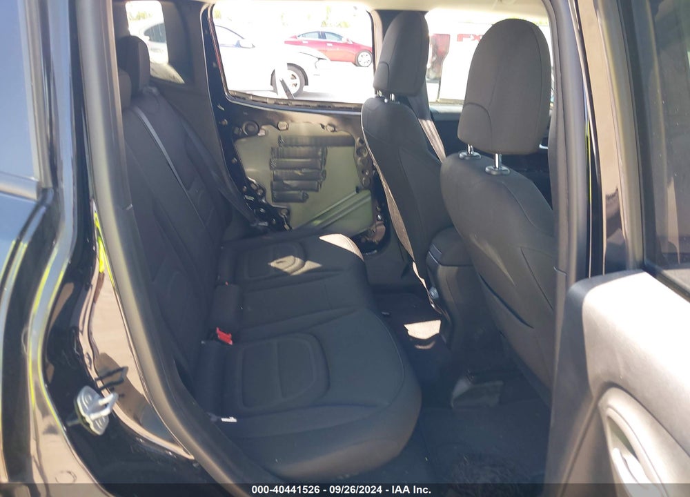 2018 JEEP RENEGADE LATITUDE FWD VIN: ZACCJABB1JPG96006
