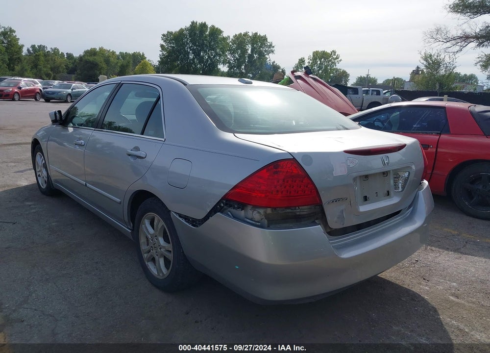 2007 HONDA ACCORD 2.4 EX VIN: 1HGCM56867A030007