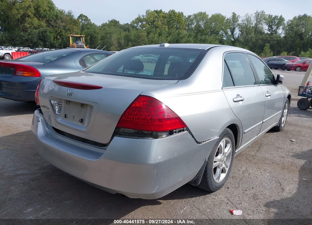 2007 HONDA ACCORD 2.4 EX VIN: 1HGCM56867A030007