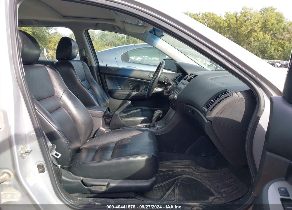 2007 HONDA ACCORD 2.4 EX VIN: 1HGCM56867A030007