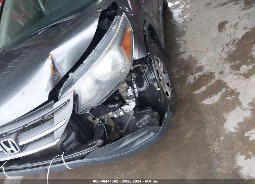 2014 HONDA CR-V LX VIN: 2HKRM4H35EH681042