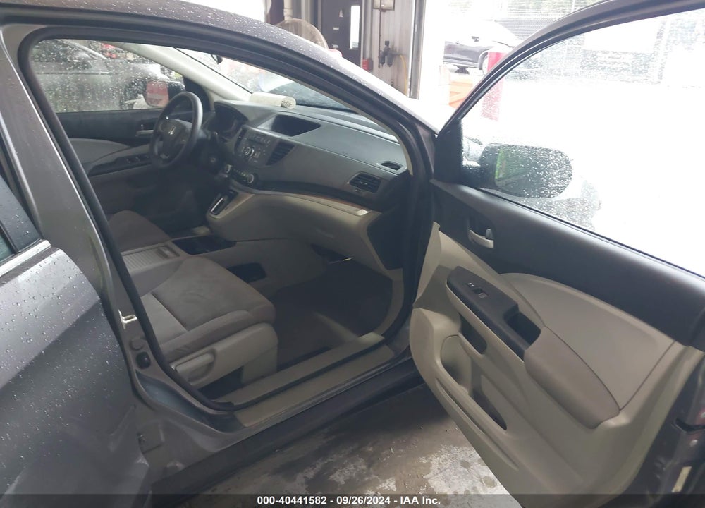 2014 HONDA CR-V LX VIN: 2HKRM4H35EH681042
