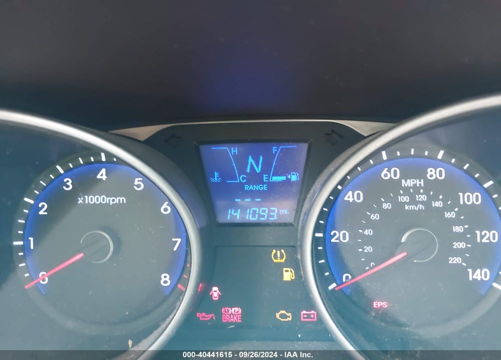 2011 HYUNDAI TUCSON GLS VIN: KM8JUCAC8BU203048