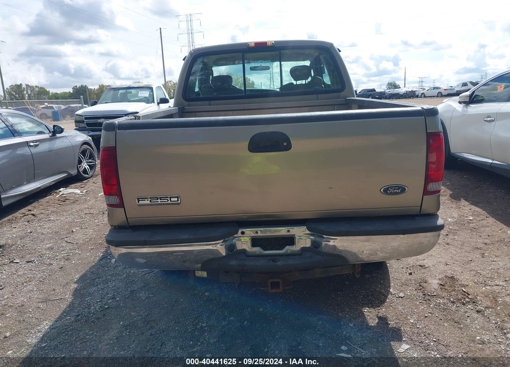 2006 FORD SUPER DUTY F-250 LARIAT/XL/XLT VIN: 1FTSX21P16EA74535