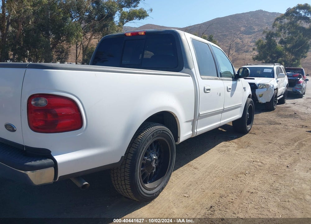 2002 FORD F-150 LARIAT/XLT VIN: 1FTRW07632KA48454