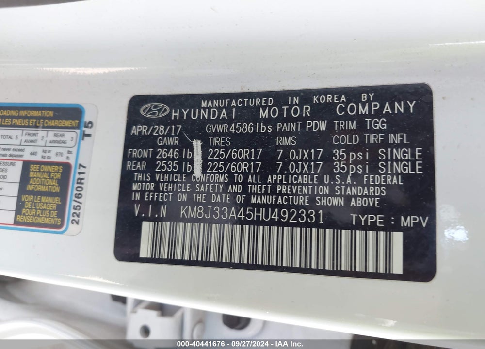 2017 HYUNDAI TUCSON SE VIN: KM8J33A45HU492331