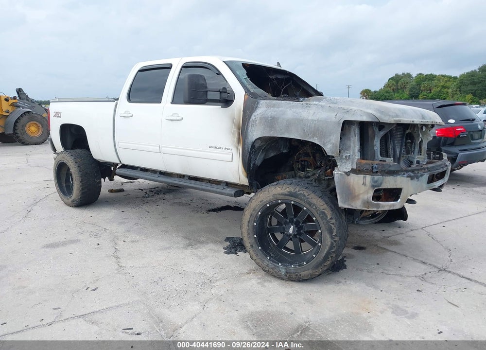 2013 CHEVROLET SILVERADO 2500HD LT VIN: 1GC1KXC8XDF115135