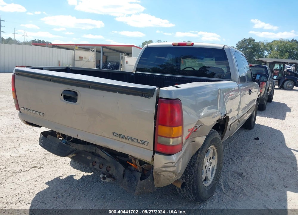 1999 CHEVROLET SILVERADO 1500 LS VIN: 1GCEK19T5XE155336