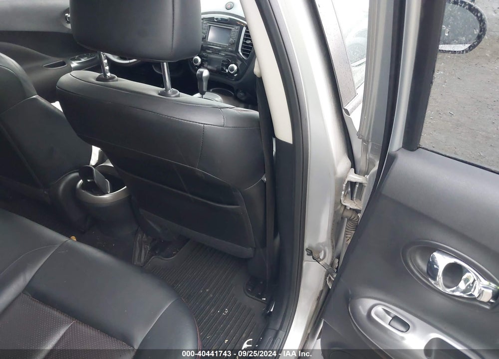 2011 NISSAN JUKE SL VIN: JN8AF5MV9BT011851