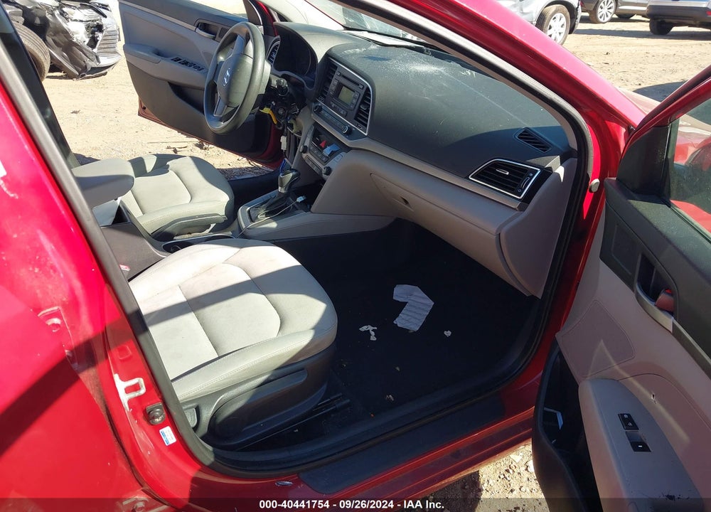 2017 HYUNDAI ELANTRA SE VIN: KMHD74LF1HU120264