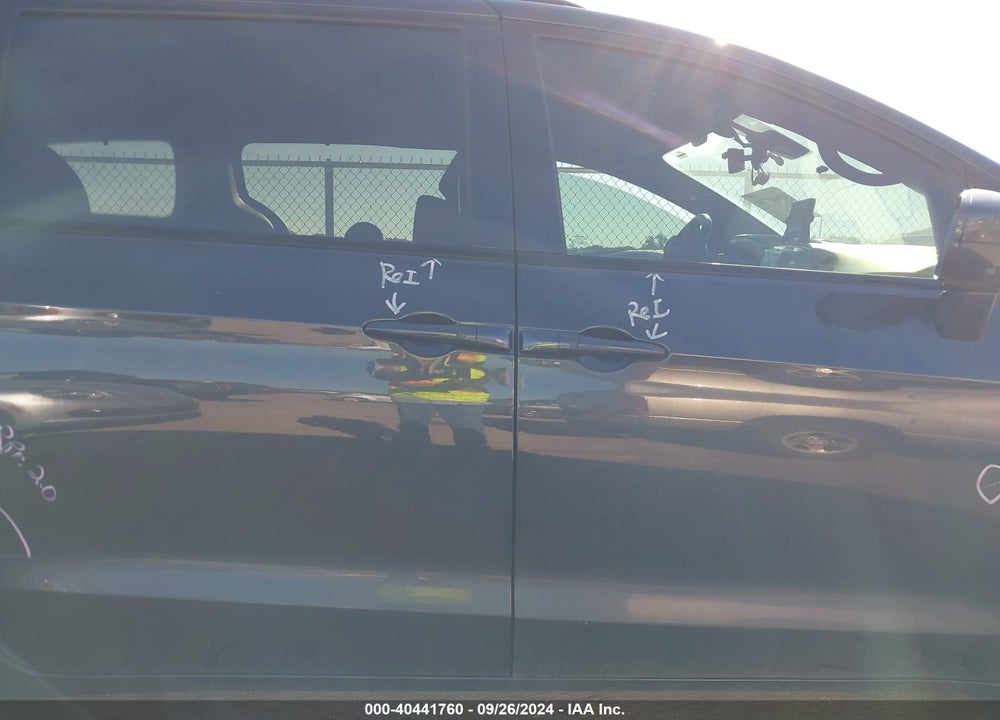 2020 CHRYSLER PACIFICA TOURING L VIN: 2C4RC1BG1LR108426