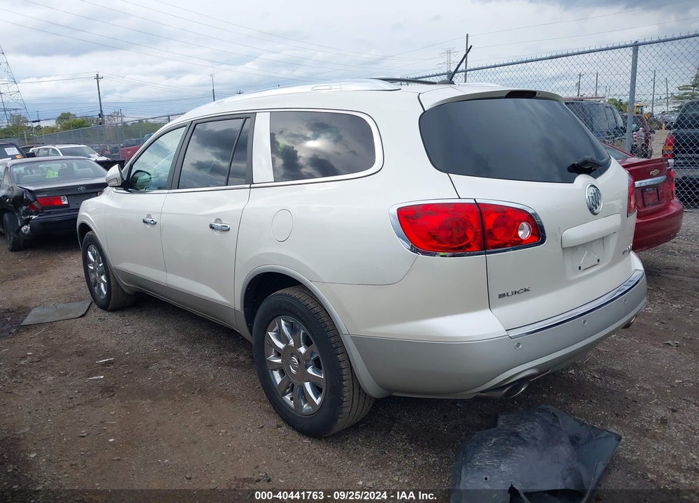 2011 BUICK ENCLAVE 2XL VIN: 5GAKRCED7BJ274385