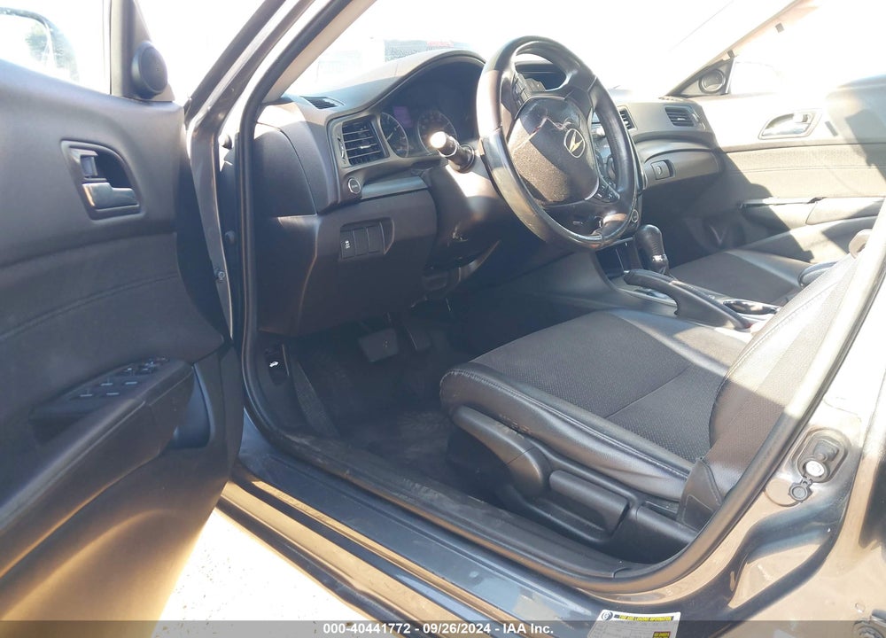 2013 ACURA ILX HYBRID 1.5L VIN: 19VDE3F33DE302541