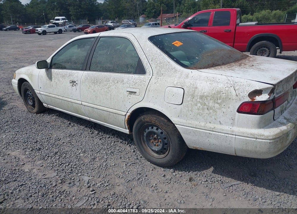 1997 TOYOTA CAMRY LE VIN: 4T1BG22KXVU807765