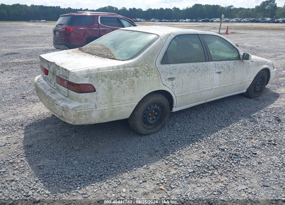 1997 TOYOTA CAMRY LE VIN: 4T1BG22KXVU807765