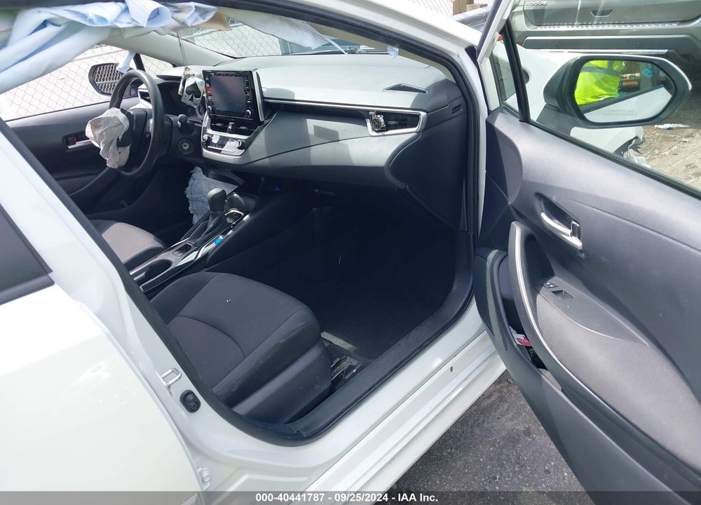2020 TOYOTA COROLLA LE VIN: JTDEPRAE1LJ101160