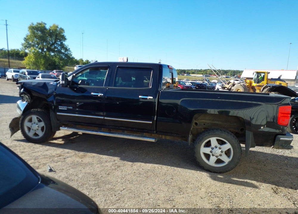 2015 CHEVROLET SILVERADO 2500HD LTZ VIN: 1GC1KWEGXFF174137