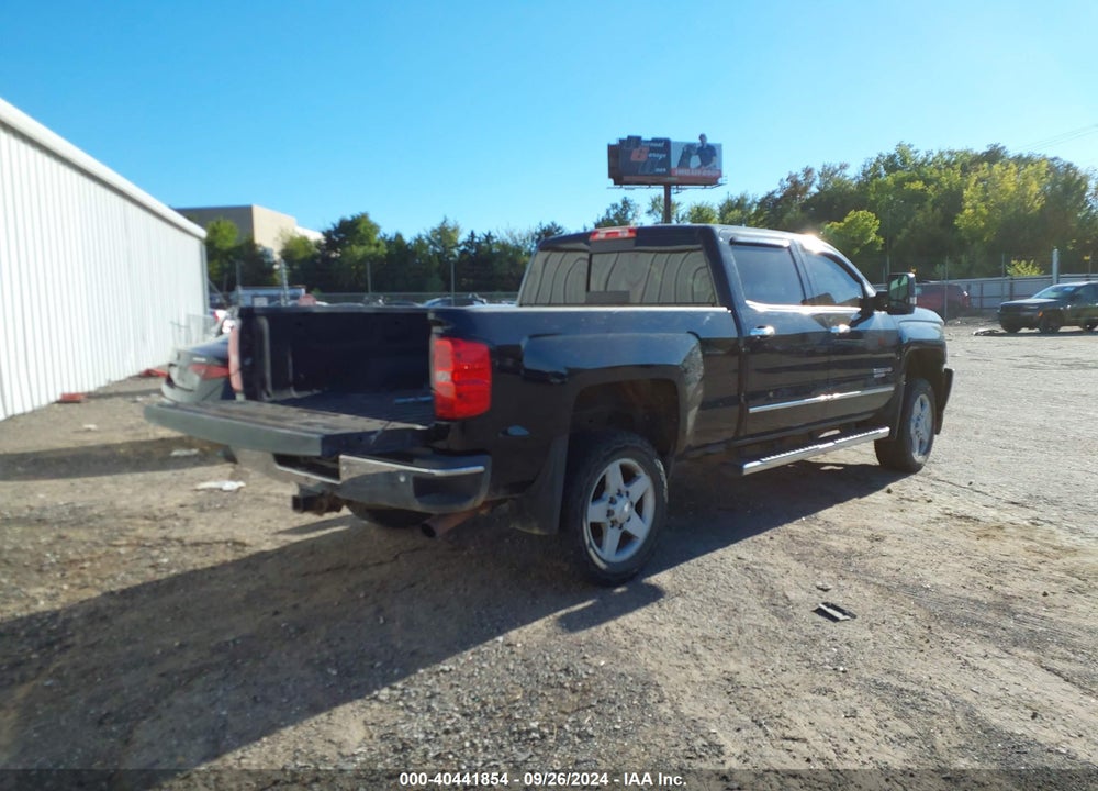 2015 CHEVROLET SILVERADO 2500HD LTZ VIN: 1GC1KWEGXFF174137