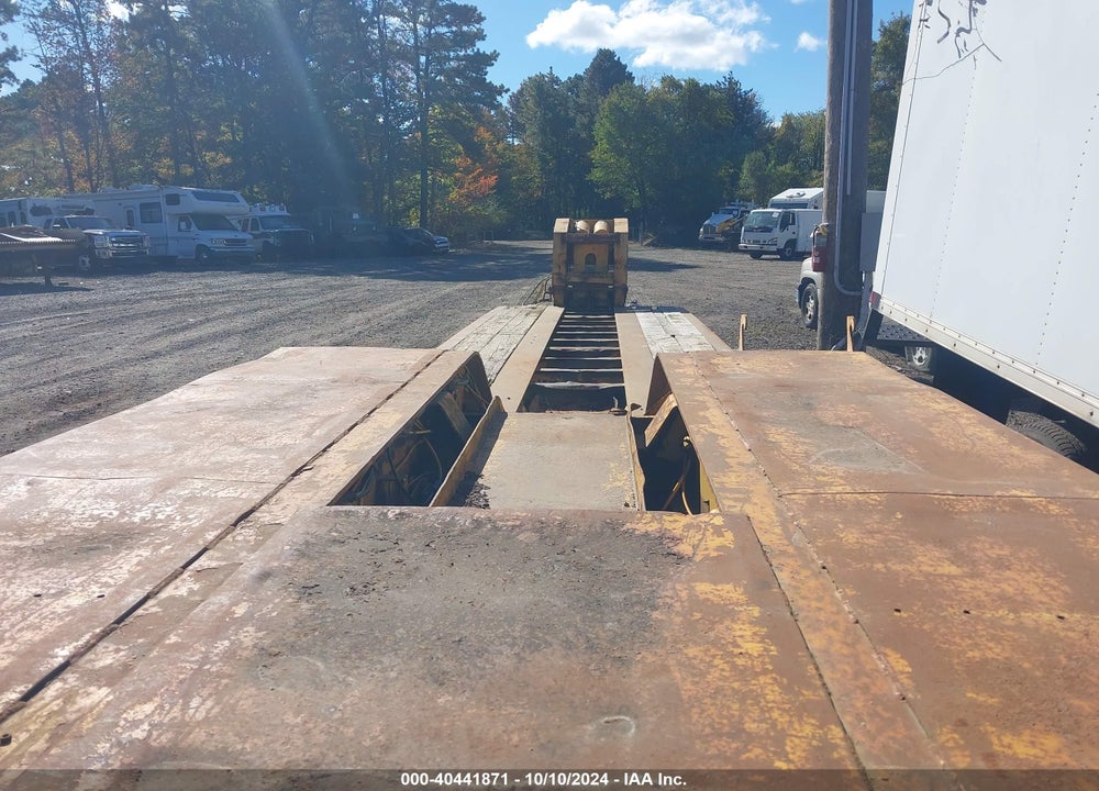 2001 ROGERS BROTHERS CORP TRAILER VIN: 1RBH503021AR23845