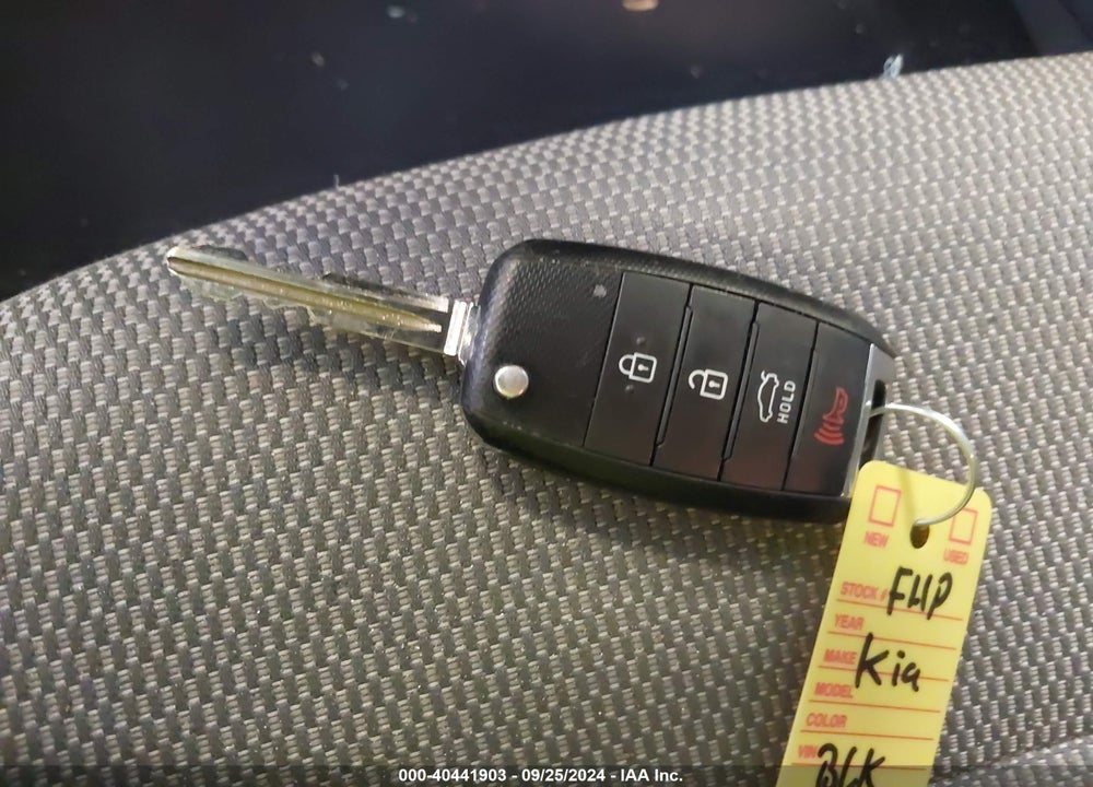 2018 KIA FORTE LX VIN: 3KPFK4A75JE239480