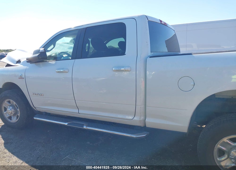 2019 RAM 2500 BIG HORN 4X4 6'4 BOX VIN: 3C6UR5DL3KG605581