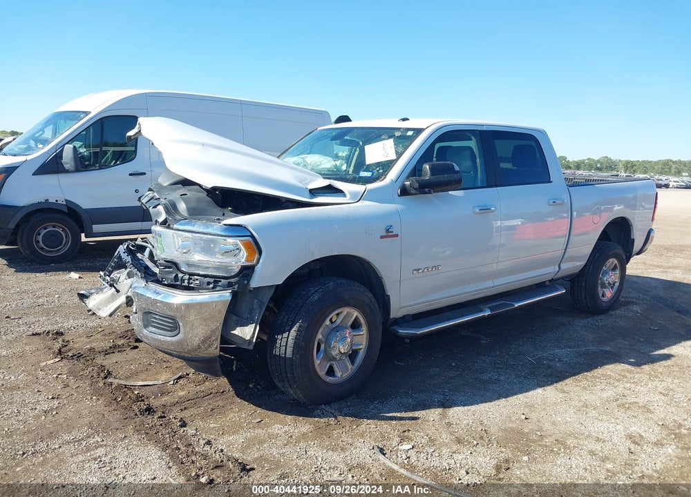 2019 RAM 2500 BIG HORN 4X4 6'4 BOX VIN: 3C6UR5DL3KG605581