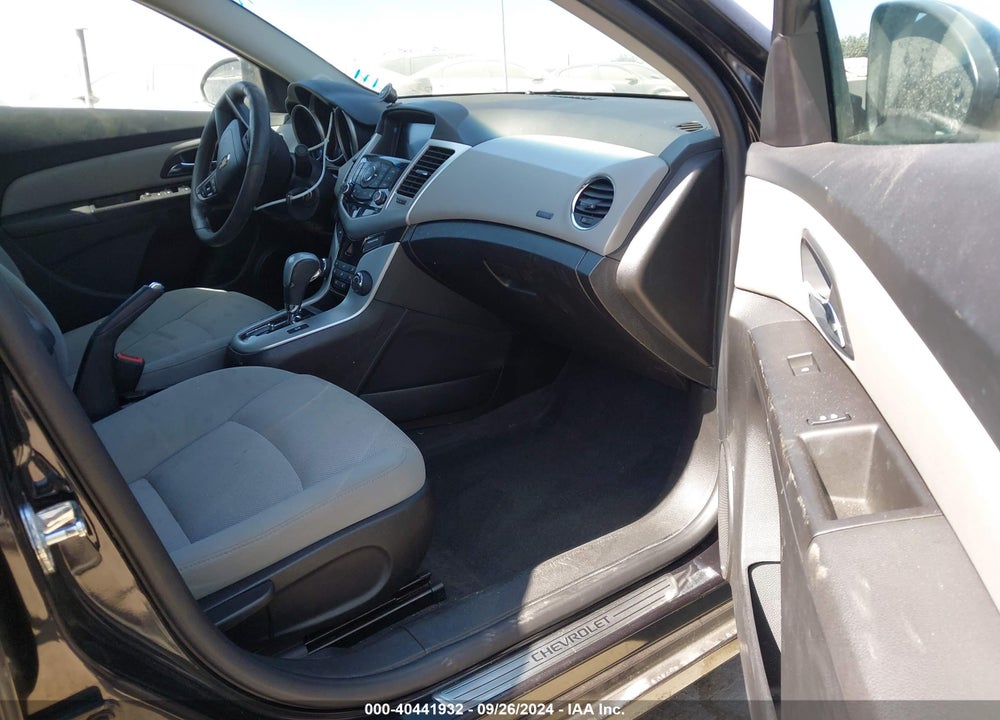 2016 CHEVROLET CRUZE LIMITED 1LT AUTO VIN: 1G1PE5SB8G7190670