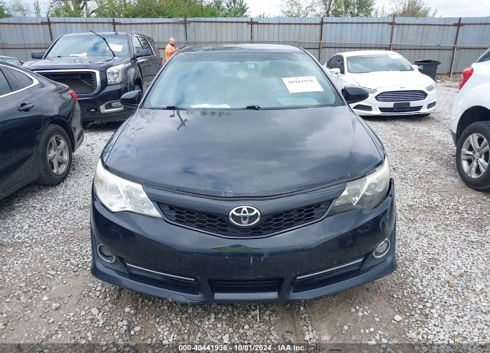 2014 TOYOTA CAMRY SE VIN: 4T1BF1FK4EU308077
