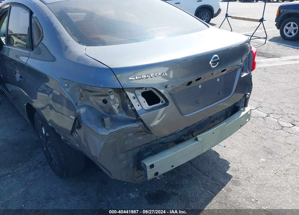 2018 NISSAN SENTRA SV VIN: 3N1AB7AP5JL654650